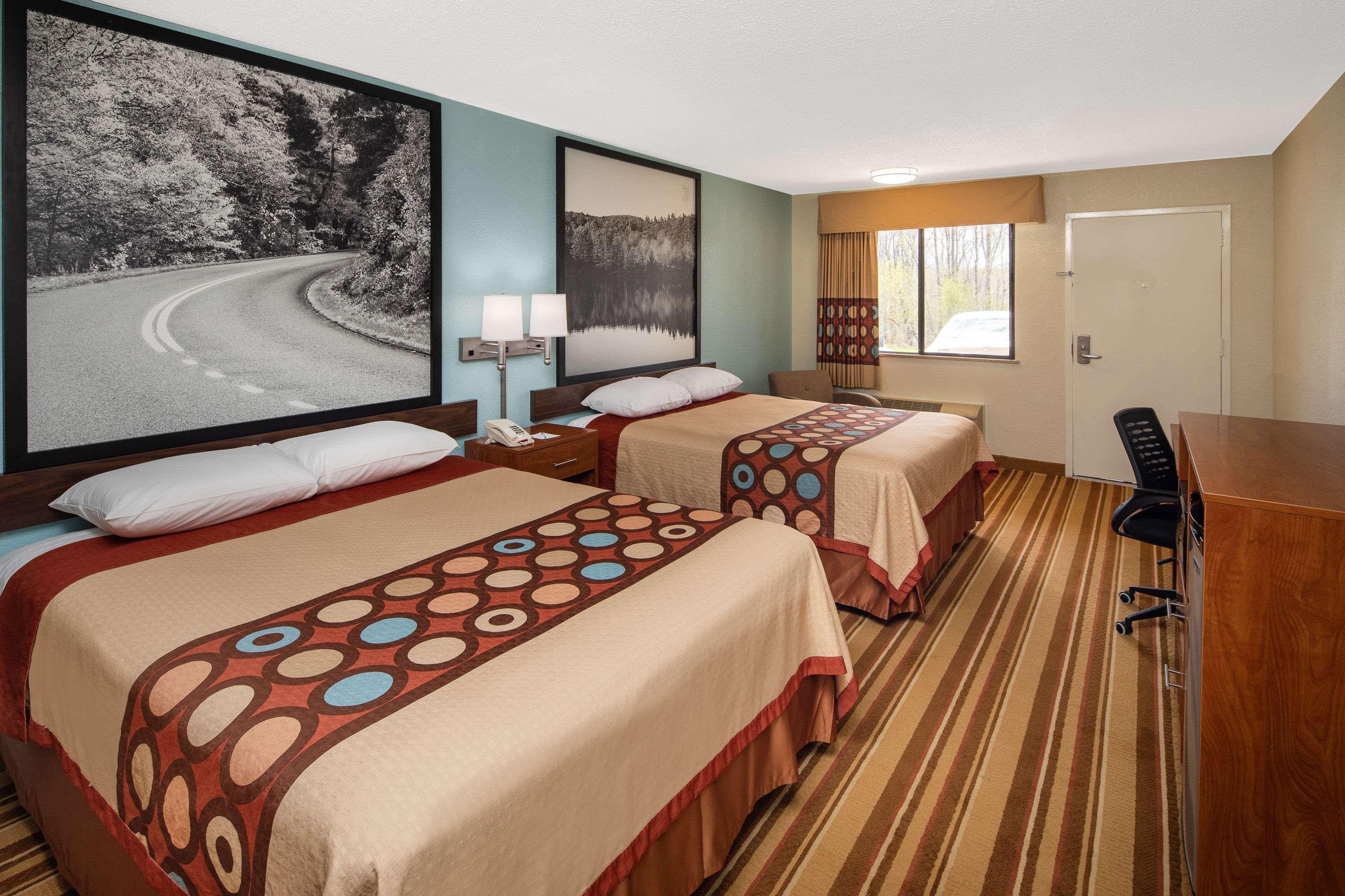 Super 8 By Wyndham Nc 2*