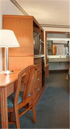 Super 8 By Wyndham Nc Motel 2*